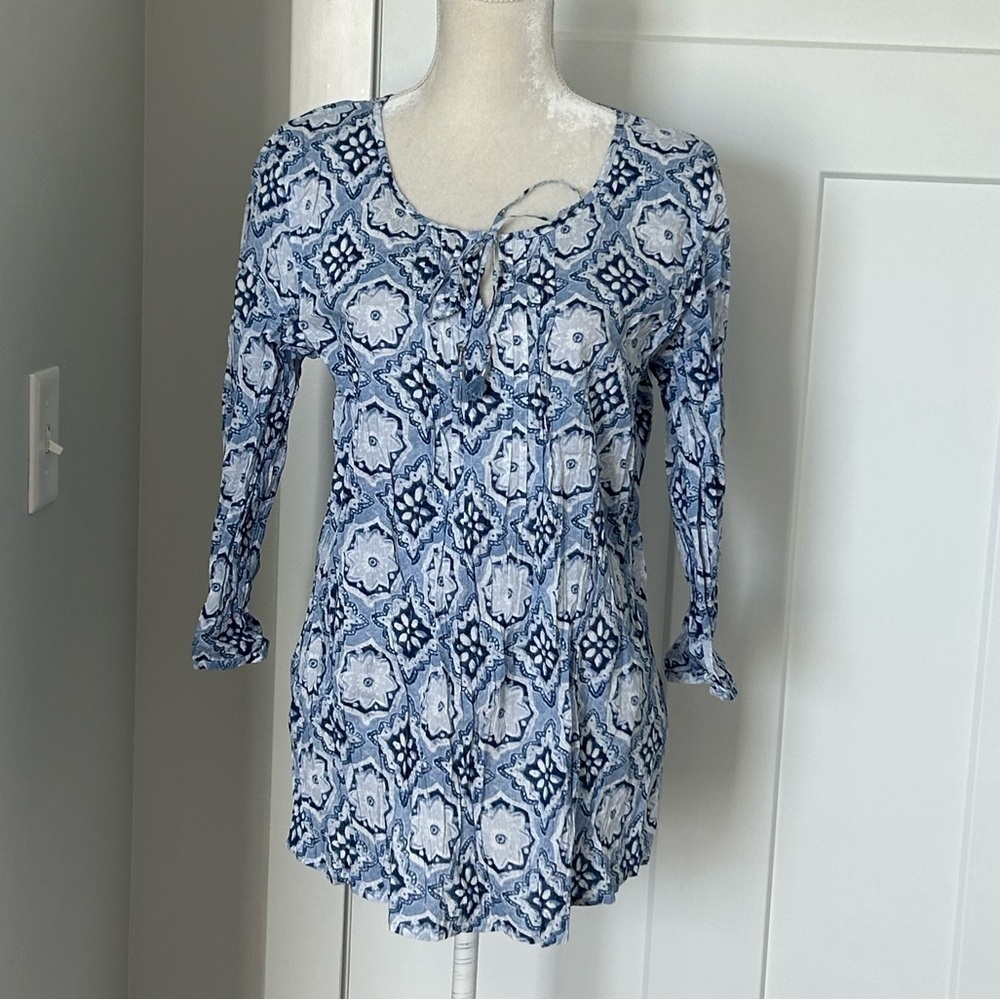 J Jill Geometric Floral Crinkle Top